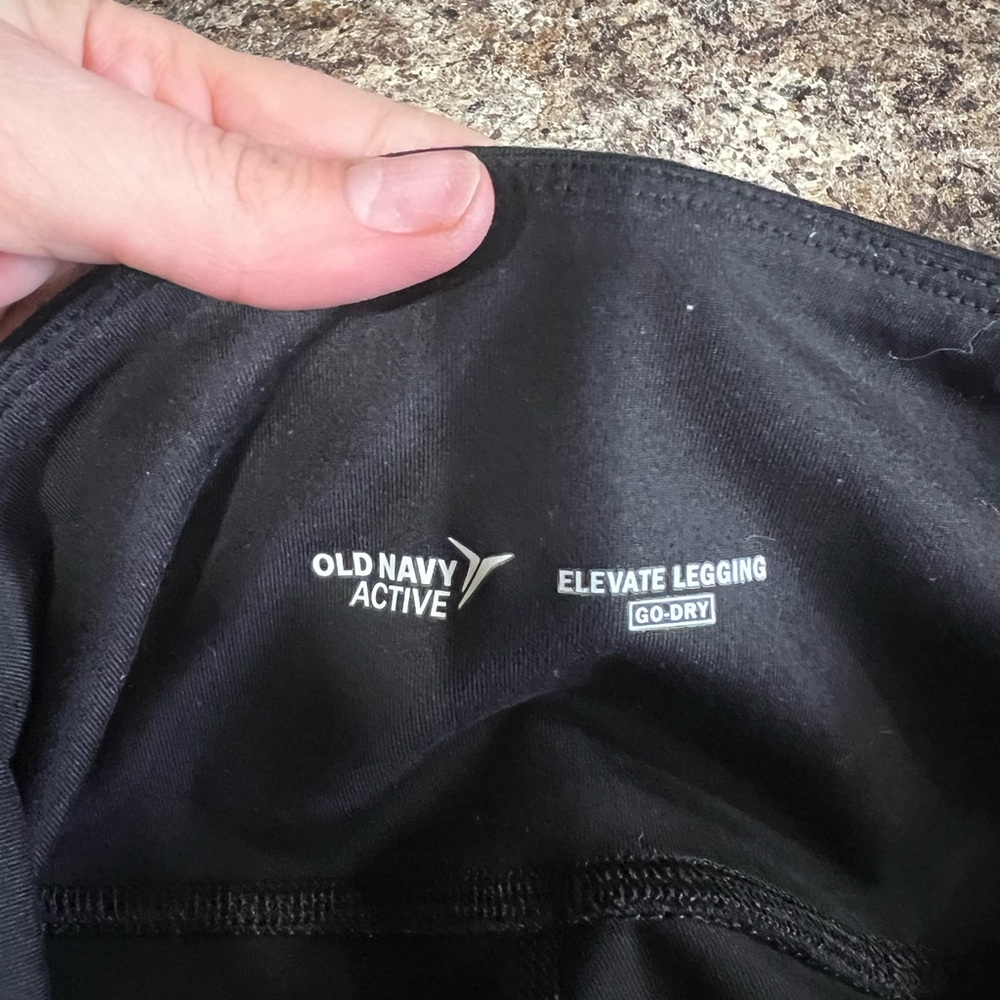Old Navy Black Elevate Leggings - image 1